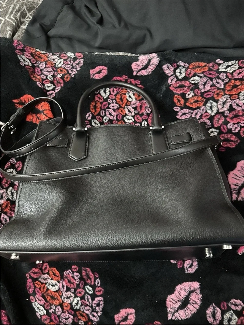 MICHAEL KORS Black Pebbled Leather Satchel with Signature Lock Charm